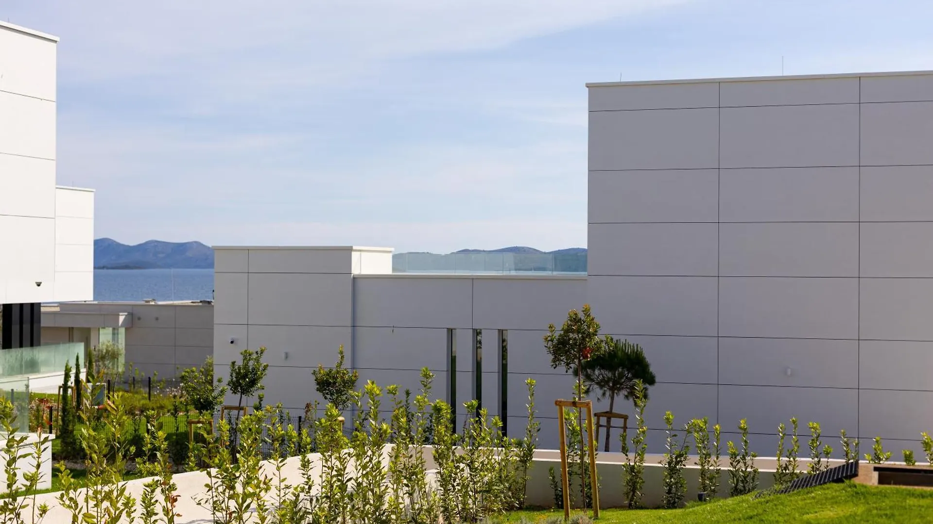 Lioqa Resort ウグリャン