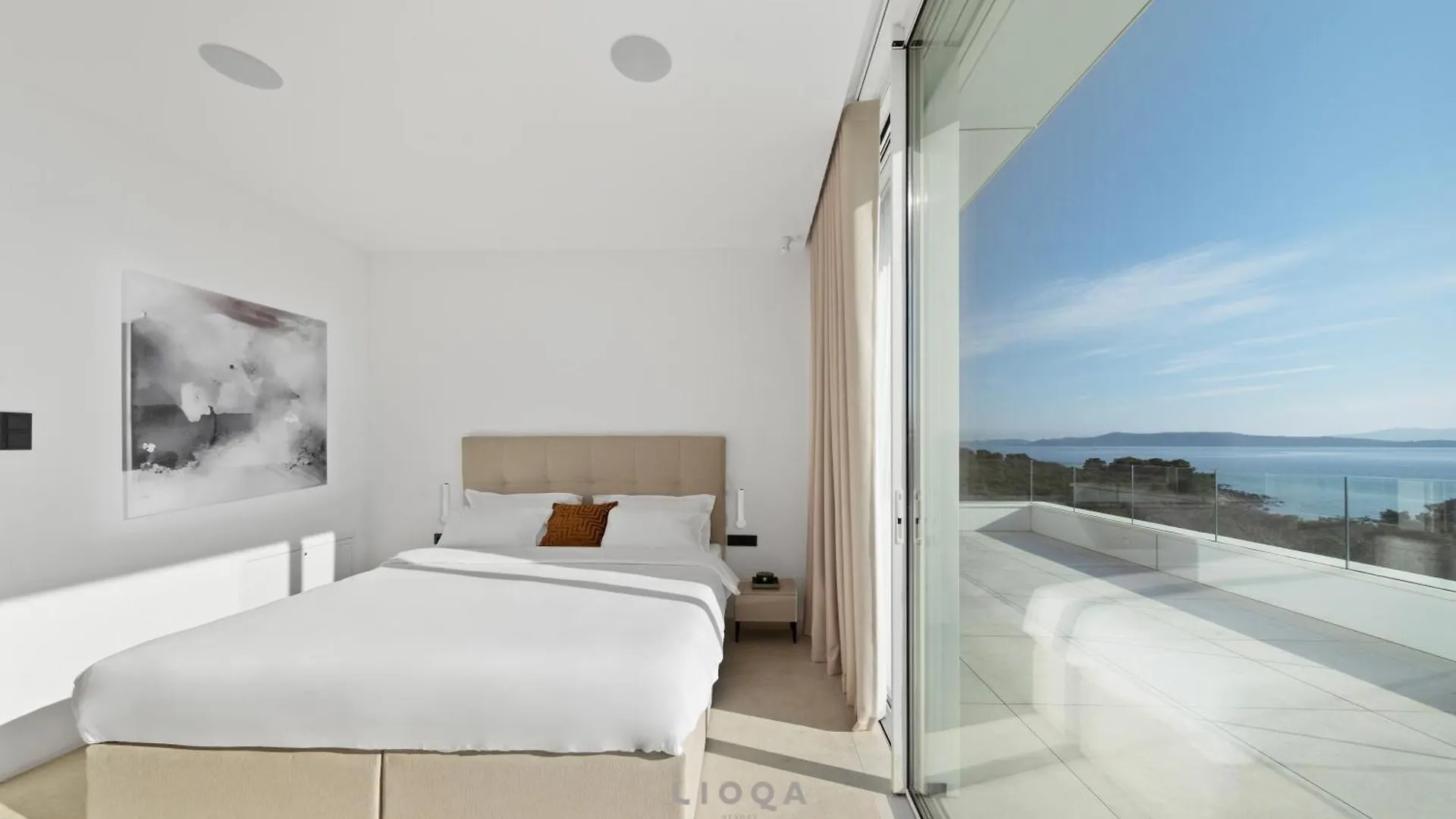 Lioqa Resort ウグリャン